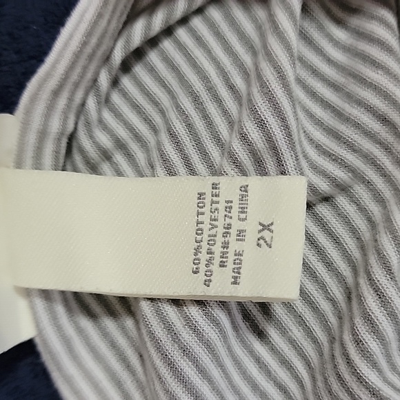 2x white and grey stripes tank top. - Picture 4 of 4